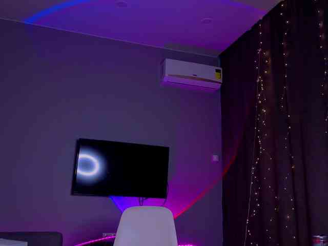 NicoleHampton webcam