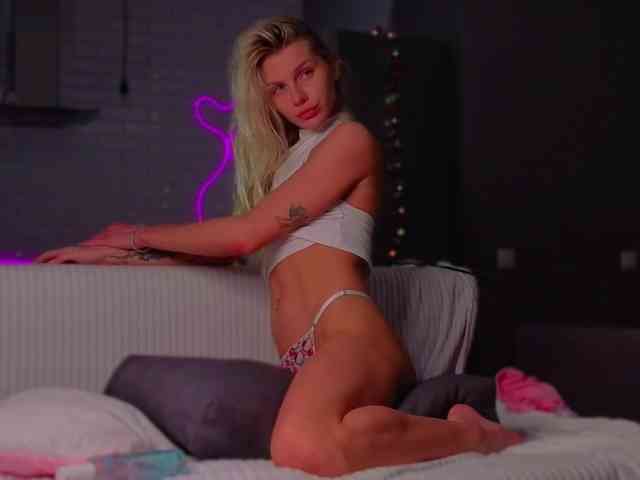 NicoleHampton webcam