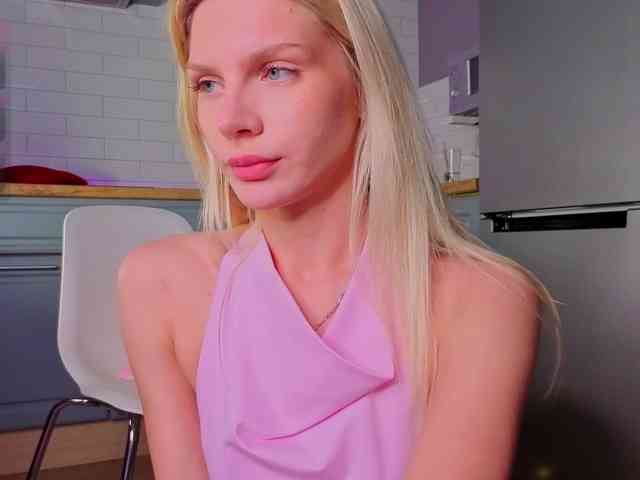 NicoleHampton webcam