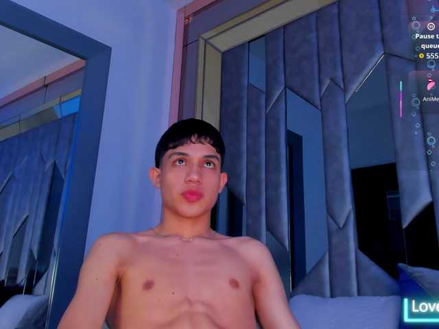 sebax-00 live webcam show