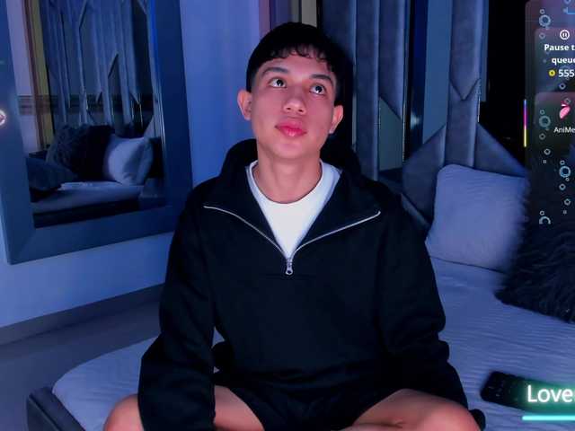 sebax-00 live webcam show