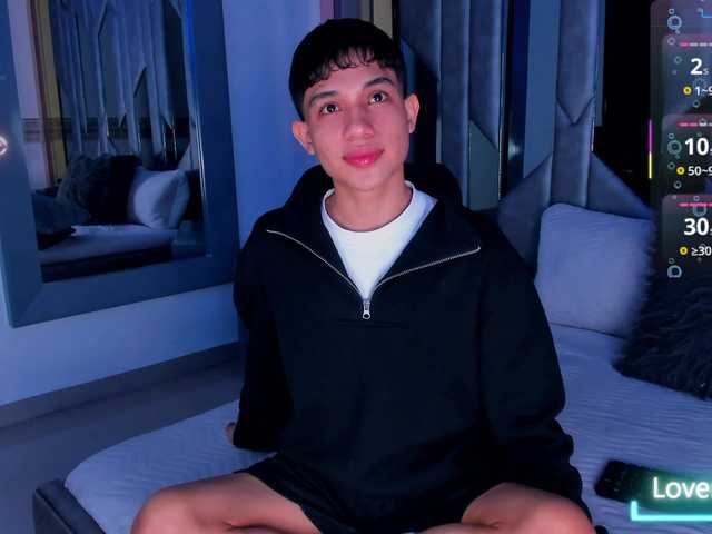 sebax-00 live webcam show