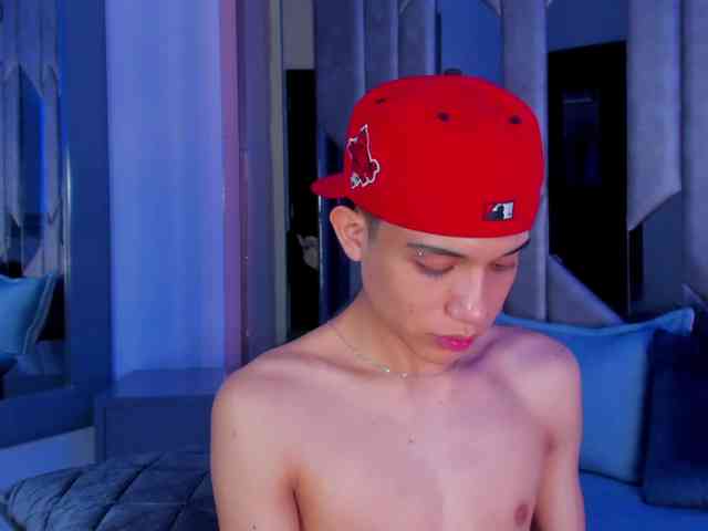 sebax-00 Sex Cam Show