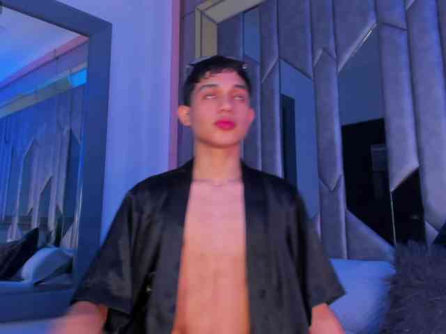 sebax-00 Sex Cam Show