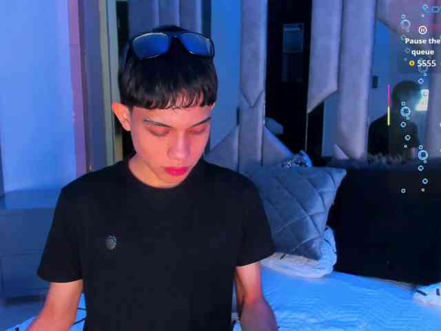 sebax-00 Live Webcam on BongaCams