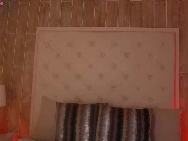 laurencarter1 live cam on BongaCams