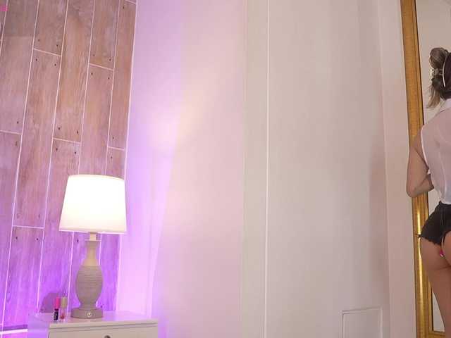 laurencarter1 live cam on BongaCams