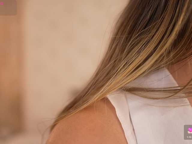 laurencarter1 live cam on BongaCams