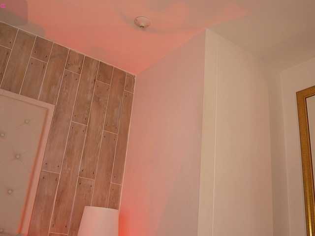 laurencarter1 live cam on BongaCams