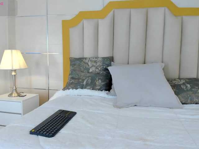 laurencarter1 live cam on BongaCams