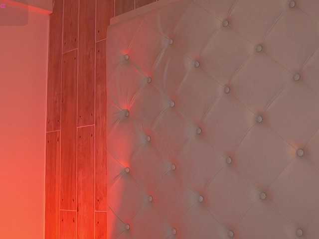 laurencarter1 live cam