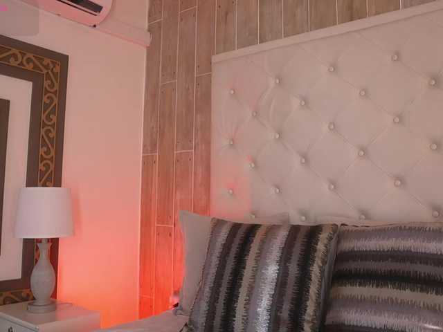 laurencarter1 live cam on BongaCams