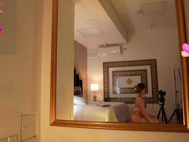 laurencarter1 live cam on BongaCams
