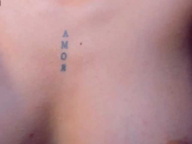 BellaConnor live cam on BongaCams