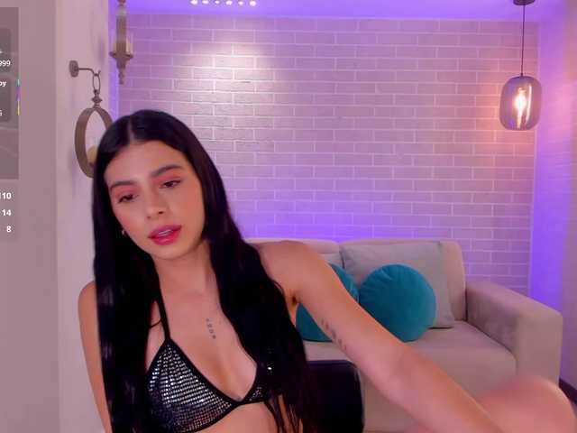 BellaConnor live webcam show