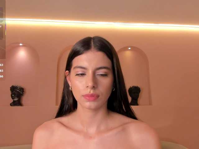BellaConnor live webcam show