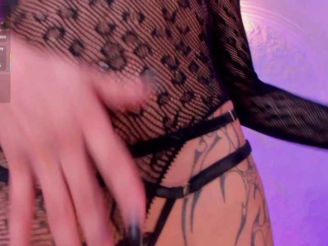 BellaConnor live cam on BongaCams
