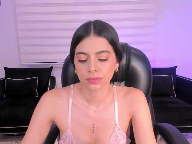 BellaConnor live cam on BongaCams