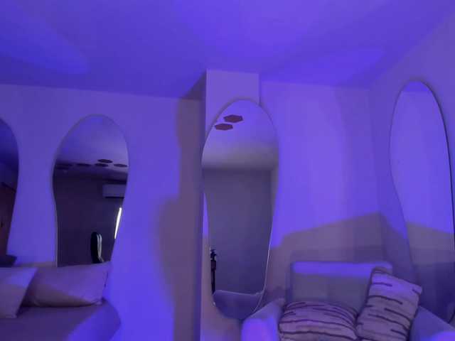 BellaConnor live cam on BongaCams
