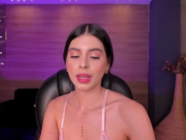 BellaConnor live cam on BongaCams