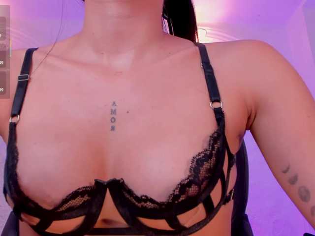 BellaConnor live cam on BongaCams