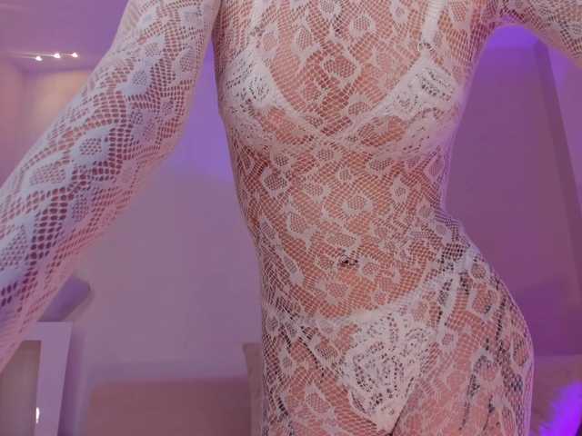 BellaConnor live cam on BongaCams