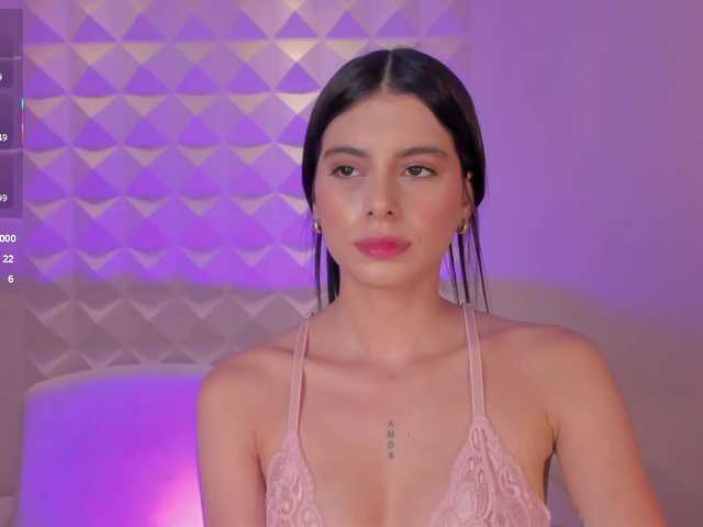 BellaConnor live cam on BongaCams
