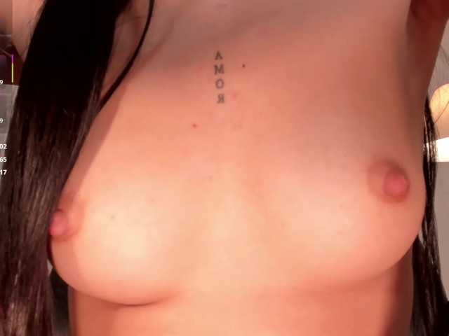 BellaConnor live cam on BongaCams