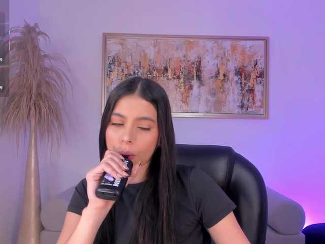 BellaConnor live cam on BongaCams