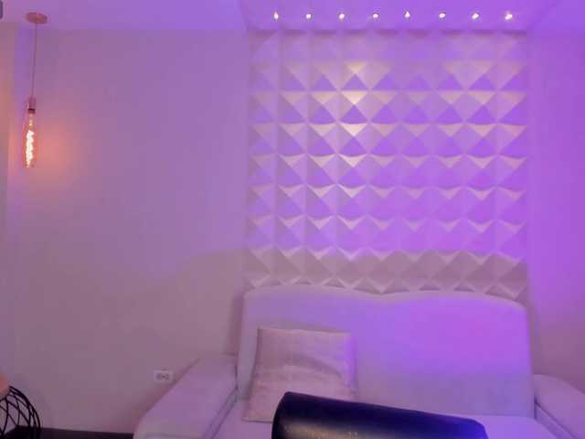 BellaConnor live cam on BongaCams