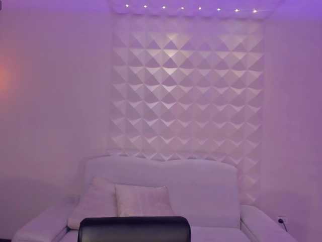 BellaConnor live cam on BongaCams