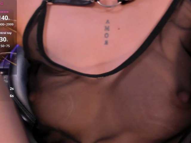 BellaConnor live cam preview