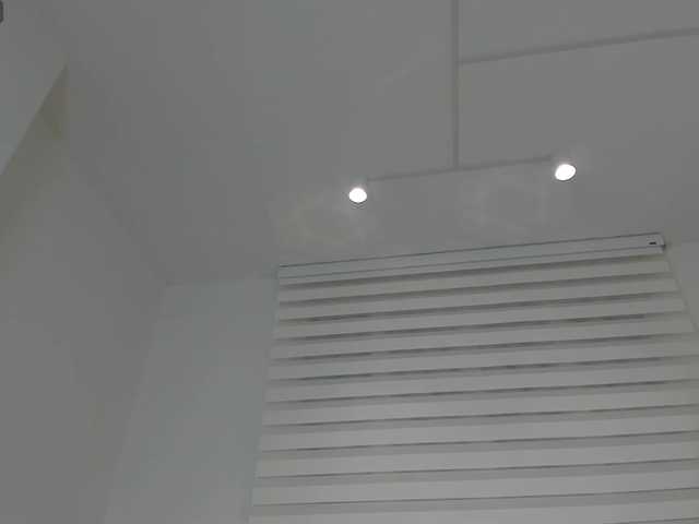 BellaConnor live cam