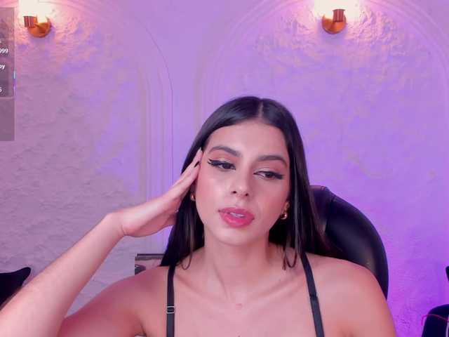 BellaConnor live cam on BongaCams