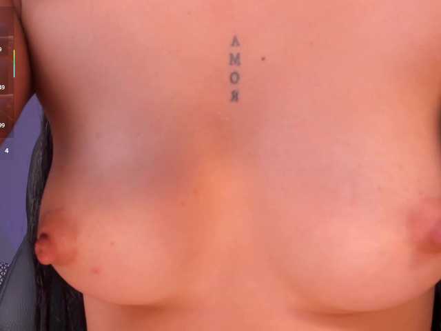 BellaConnor live cam on BongaCams