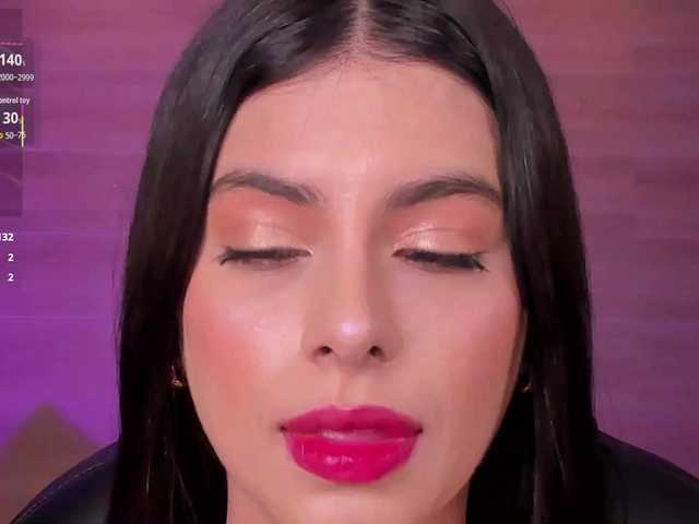 BellaConnor live cam on BongaCams