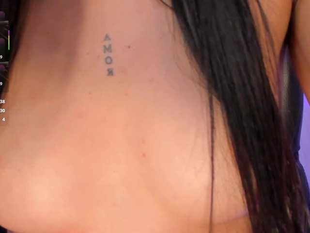 BellaConnor live cam on BongaCams