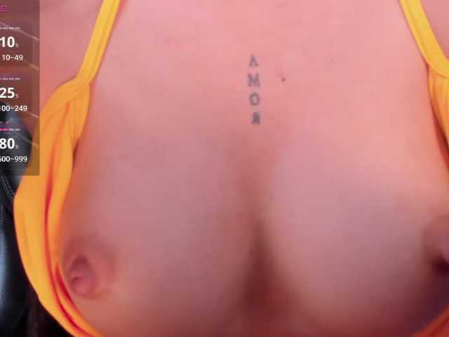 BellaConnor live cam on BongaCams