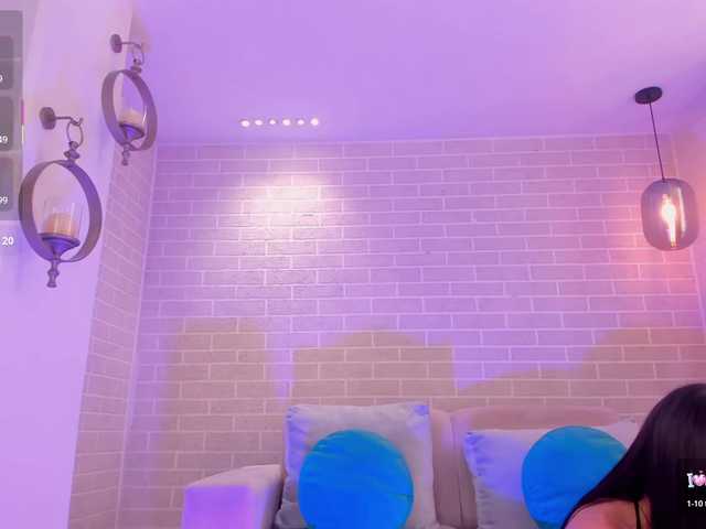 BellaConnor live cam on BongaCams