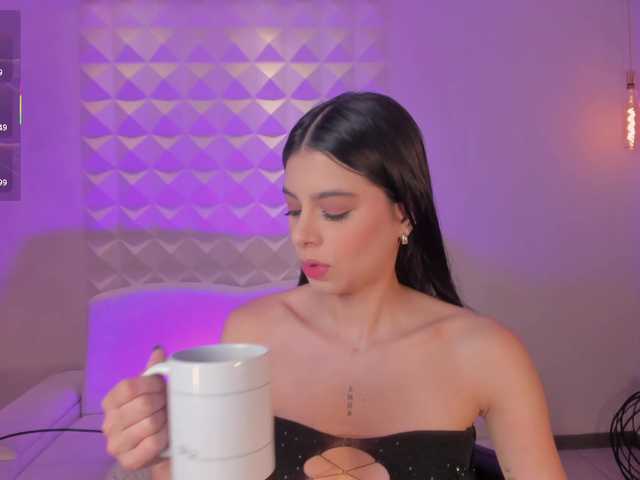 BellaConnor live cam on BongaCams