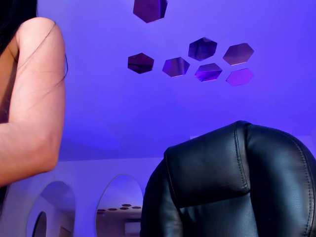BellaConnor live cam on BongaCams