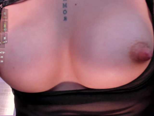 BellaConnor live cam on BongaCams
