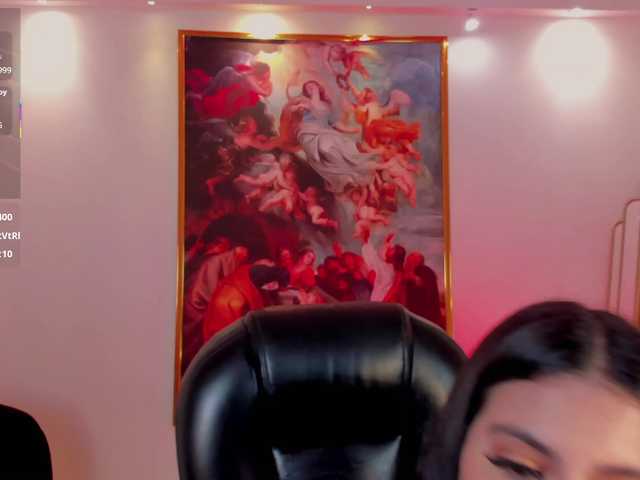 BellaConnor live webcam show