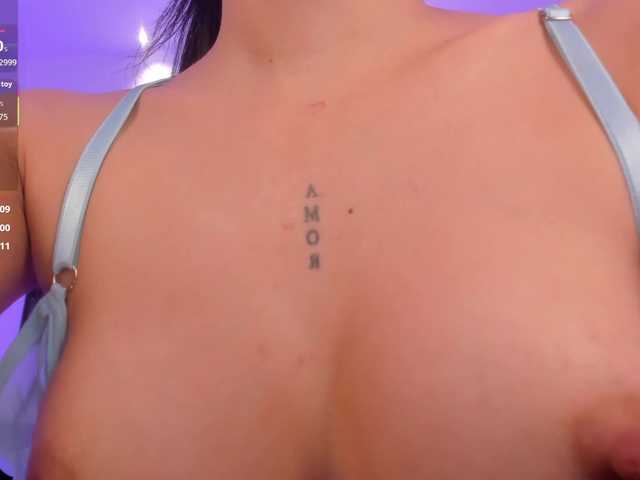 BellaConnor live cam on BongaCams