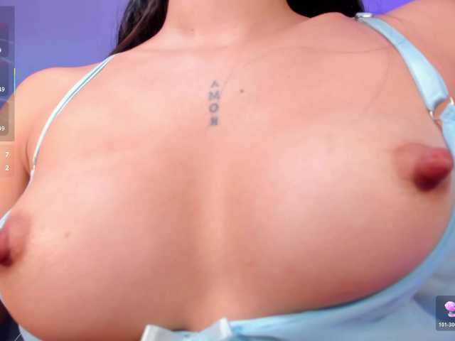 BellaConnor live cam on BongaCams