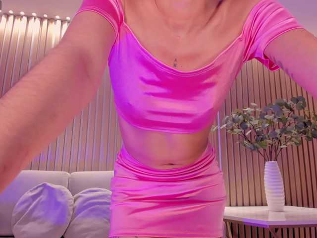 BellaConnor live cam on BongaCams