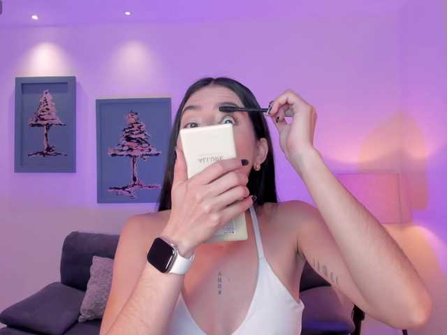 BellaConnor live cam on BongaCams