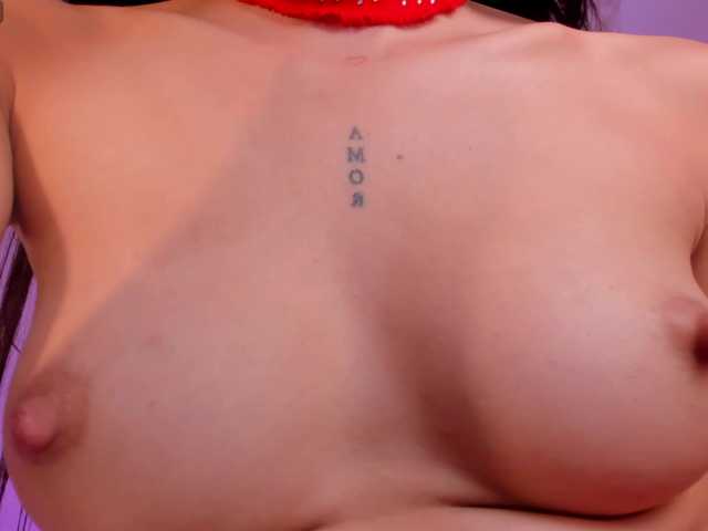 BellaConnor live cam on BongaCams
