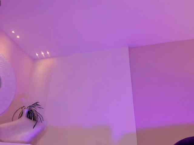 BellaConnor webcam