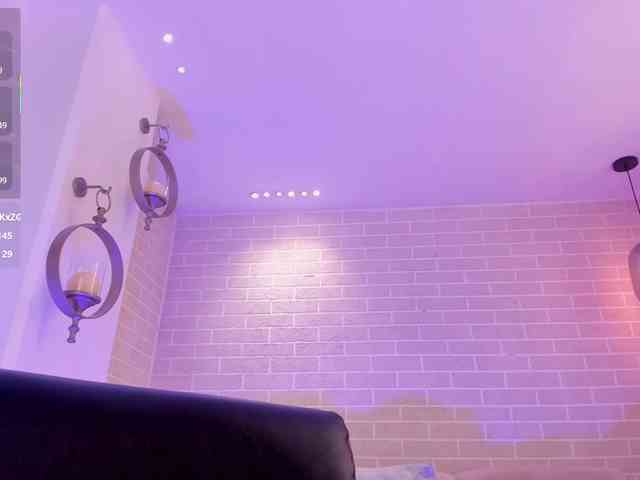 BellaConnor webcam
